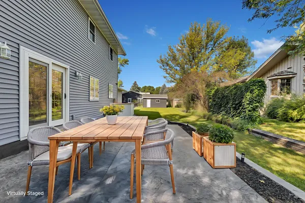 $250,000 | 706 7th Avenue Northwest, Clara City, MN 56222