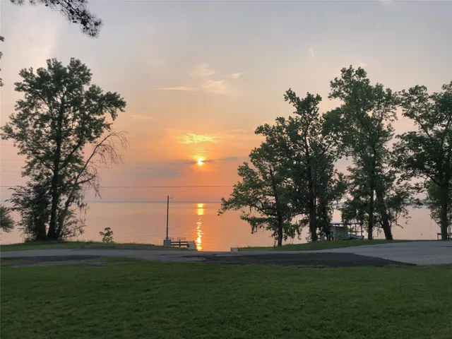 $449,000 | 118 Hickory Pines, Livingston, TX 77351