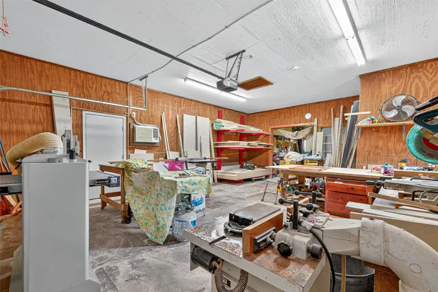 $280,000 | 403 White Street, Madisonville, TX 77864