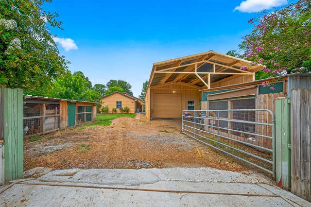 $280,000 | 403 White Street, Madisonville, TX 77864