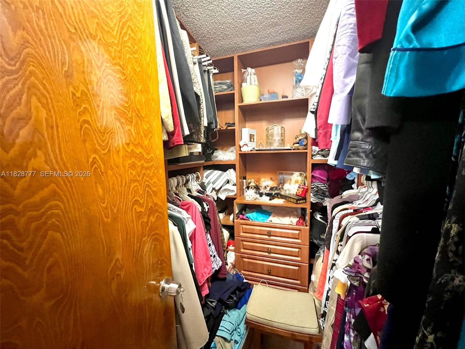 9601 Southwest 66th Street Miami, FL 33173 - Photo 22 of 61