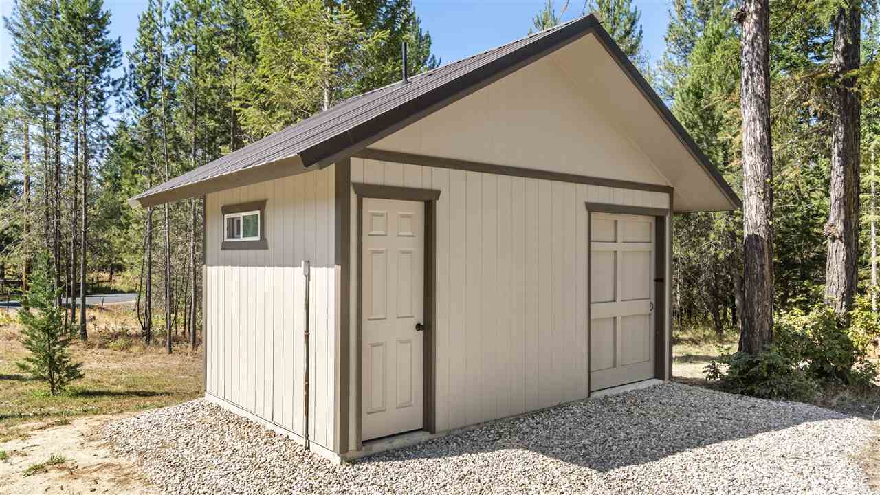 212 West Chattaroy Road Colbert, WA 99005 - Photo 24 of 31