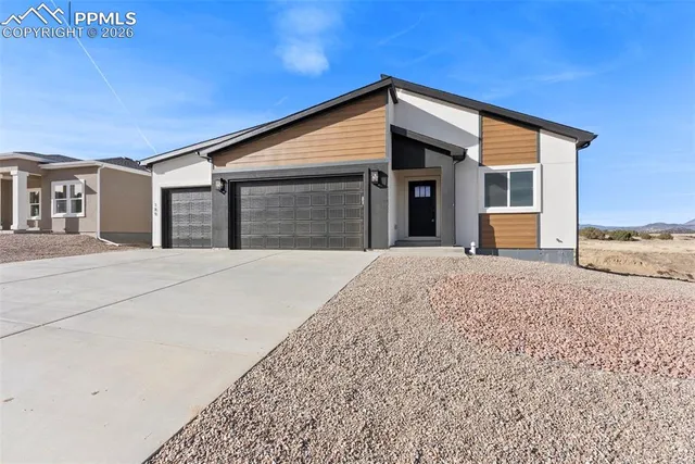 $550,000 | 189 High Meadows Drive, Florence, CO 81226