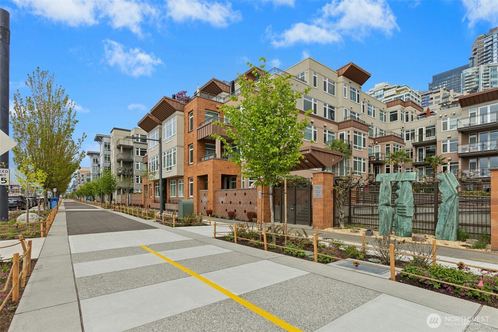 1950 Alaskan Way, Unit 128 Seattle, WA 98101 - Photo 24 of 33