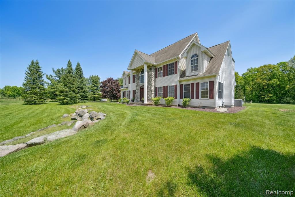 4181 Hosner Road Metamora, MI 48455 - Photo 5 of 48