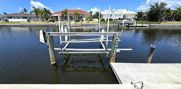 $425,000 | 951 Santa Brigida Court, Punta Gorda, FL 33950