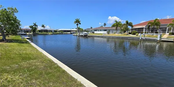 $425,000 | 951 Santa Brigida Court, Punta Gorda, FL 33950
