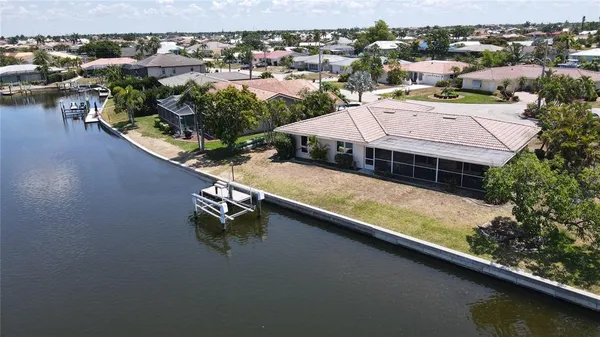 $425,000 | 951 Santa Brigida Court, Punta Gorda, FL 33950