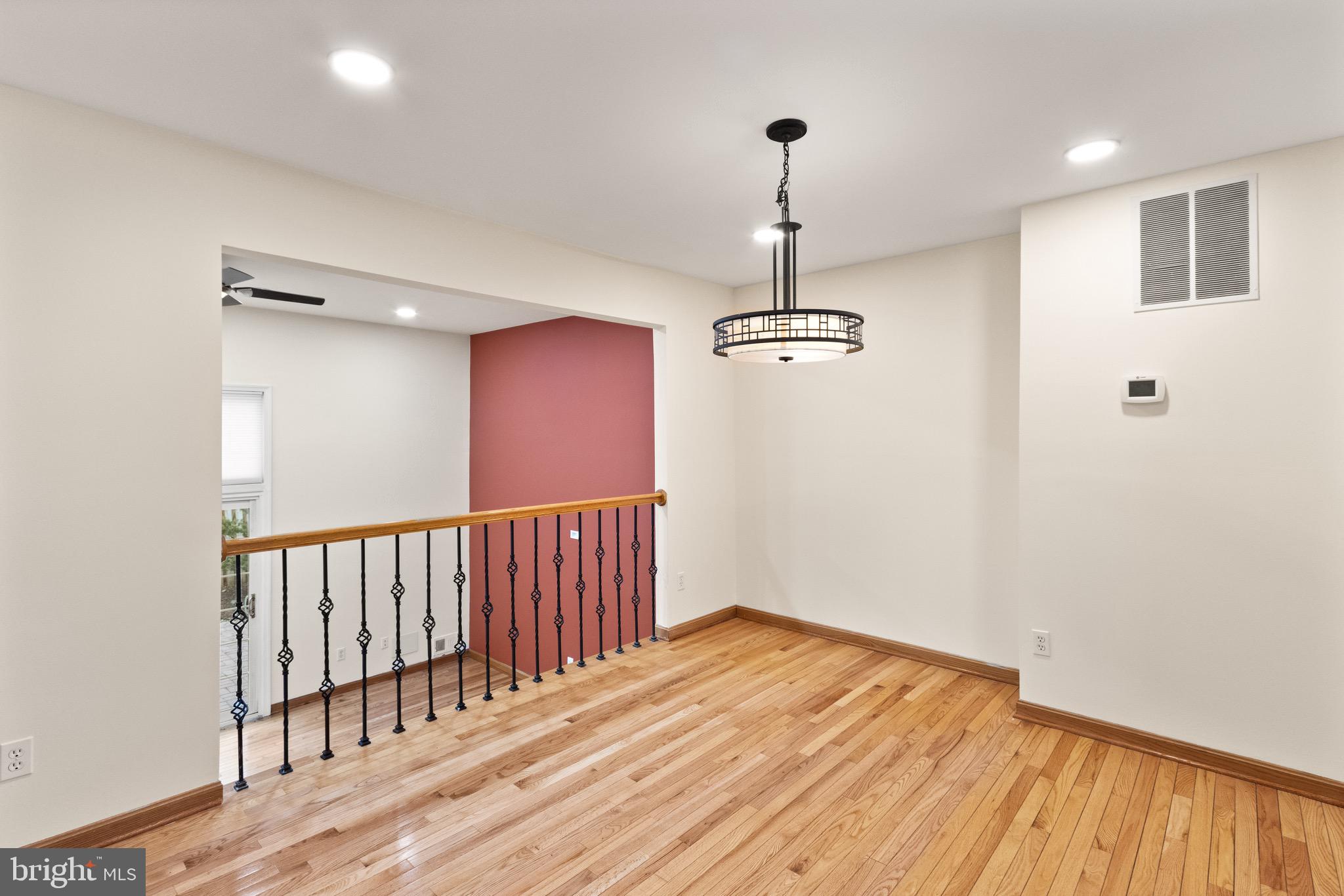 2410 Alsop Court Reston, VA 20191 - Photo 11 of 39