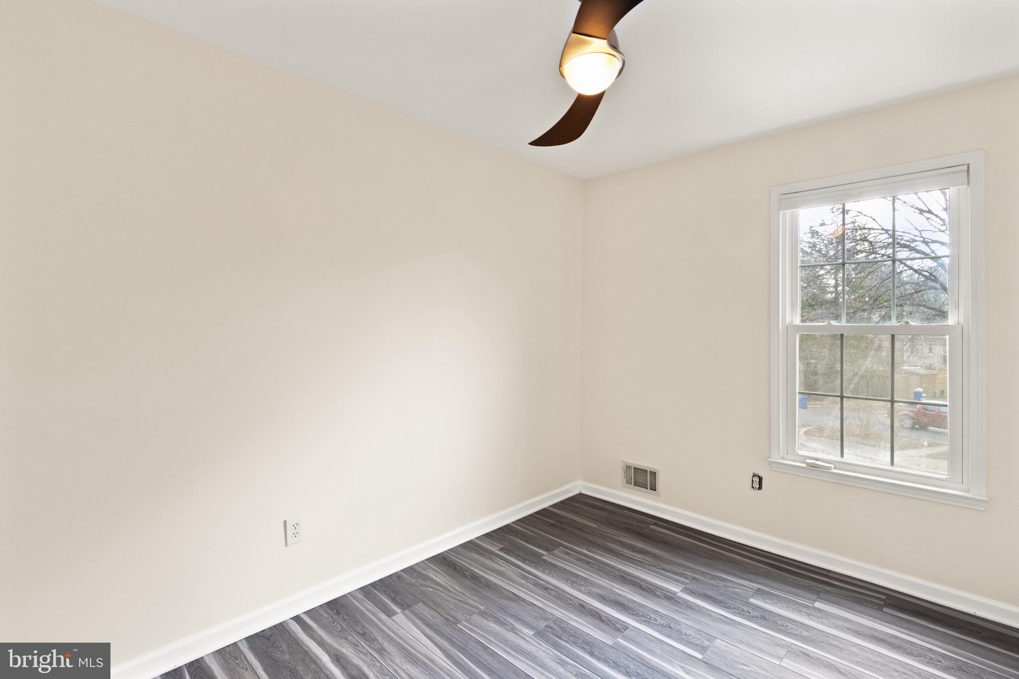 2410 Alsop Court Reston, VA 20191 - Photo 20 of 39