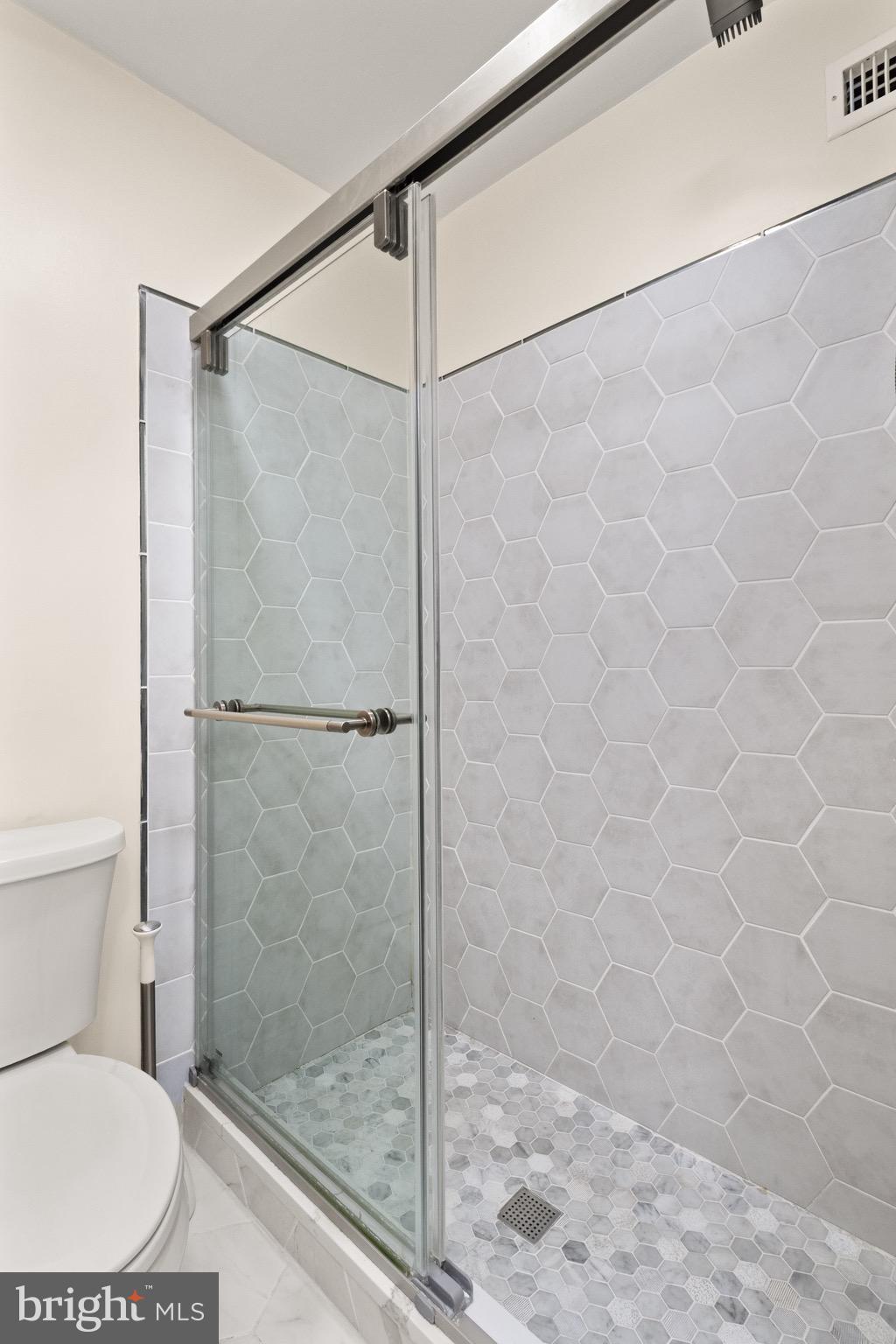 2410 Alsop Court Reston, VA 20191 - Photo 26 of 39