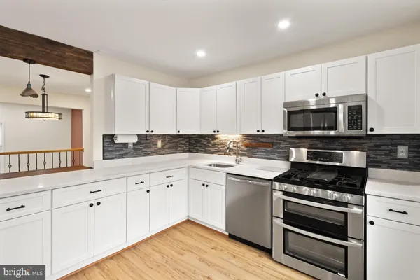 $3,250 | 2410 Alsop Court, Reston, VA 20191