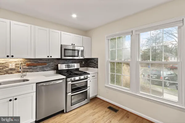 $3,250 | 2410 Alsop Court, Reston, VA 20191