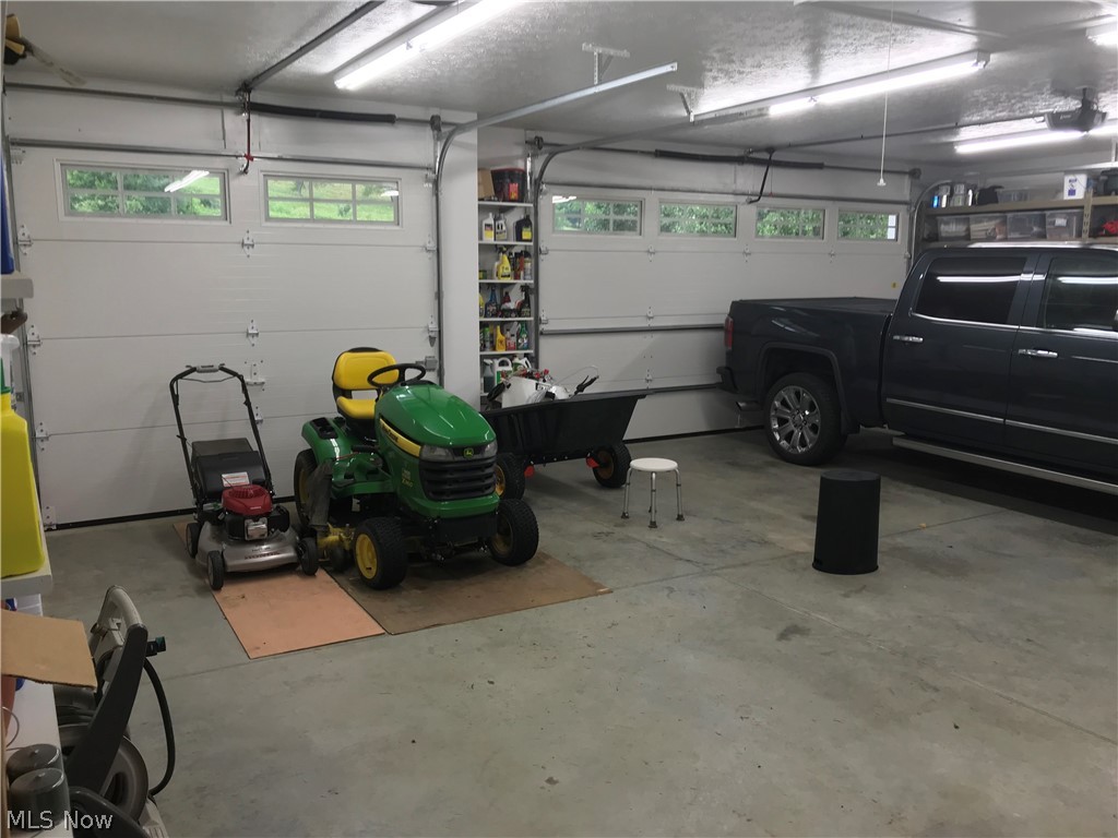 5715 Middle Run Road Dover, OH 44622 - Photo 26 of 29 Gallery Image 26