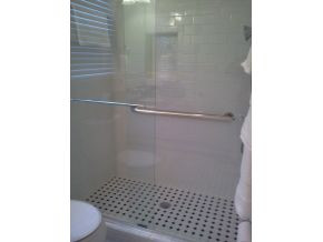 1203 Ridgeway Road Johnson City, TN 37601 - Photo 14 of 24 MBATH WALK IN SHOWER
