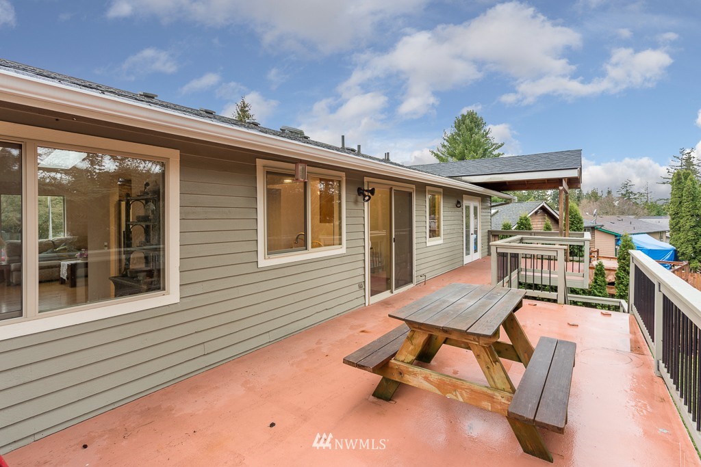 2429 170th Street Southeast Bothell, WA 98012 - Photo 14 of 24