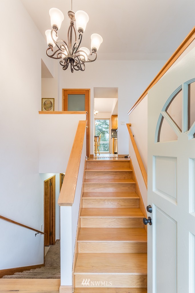 2429 170th Street Southeast Bothell, WA 98012 - Photo 15 of 24