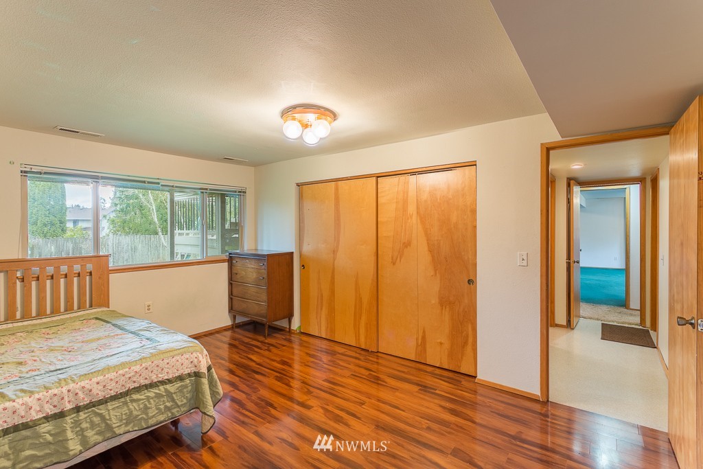 2429 170th Street Southeast Bothell, WA 98012 - Photo 18 of 24