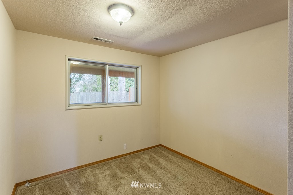 2429 170th Street Southeast Bothell, WA 98012 - Photo 19 of 24