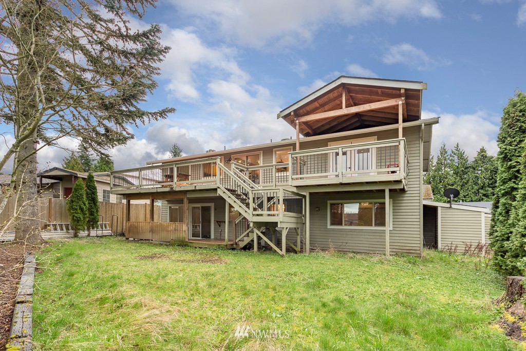 2429 170th Street Southeast Bothell, WA 98012 - Photo 22 of 24