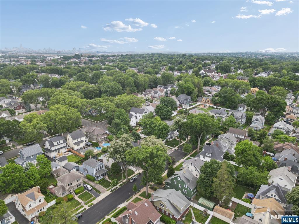 42 Walnut Street Rutherford, NJ 07070 - Photo 32 of 39