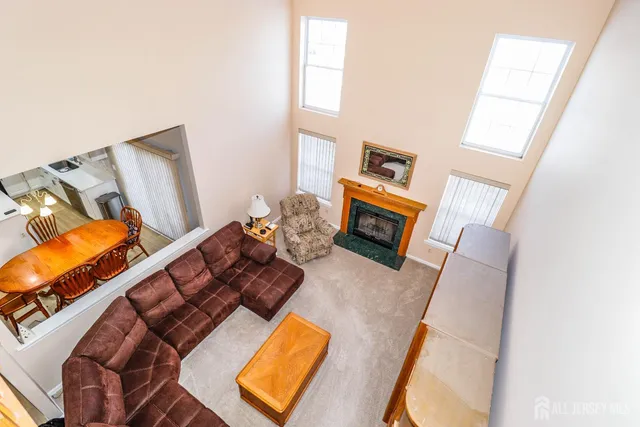 $949,900 | 6 Bering Way, Somerset, NJ 08873