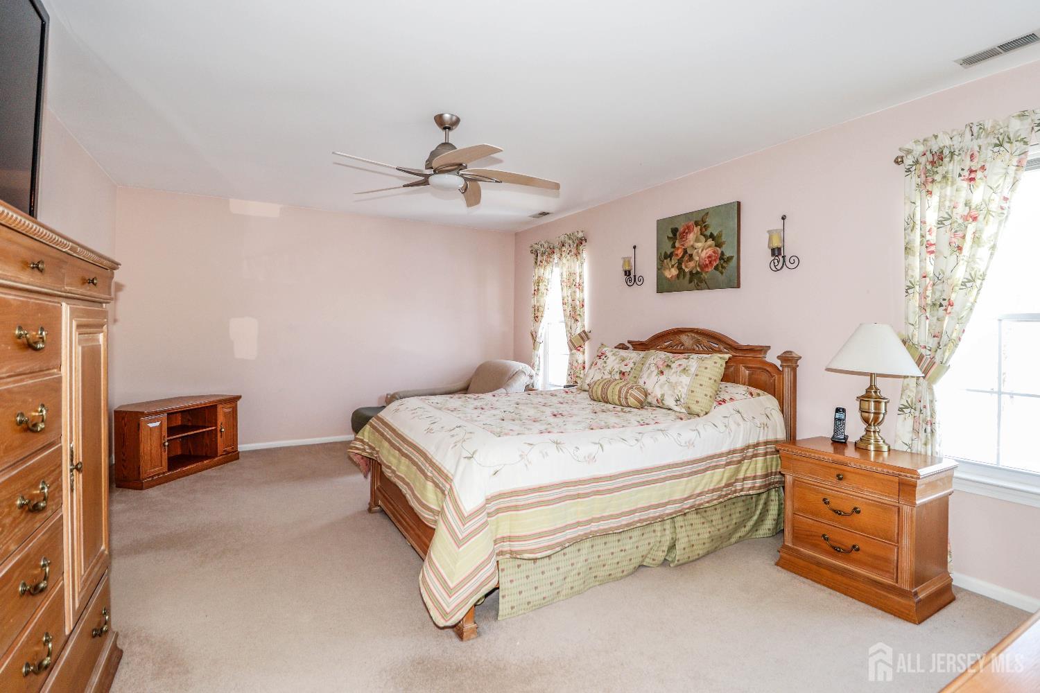 6 Bering Way Somerset, NJ 08873 - Photo 26 of 45