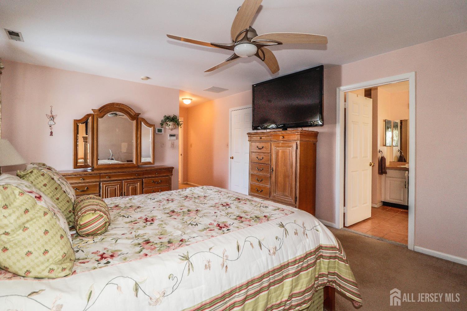 6 Bering Way Somerset, NJ 08873 - Photo 27 of 45