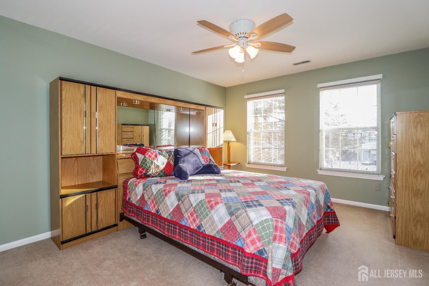 6 Bering Way Somerset, NJ 08873 - Photo 33 of 45