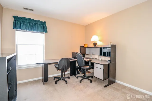 $949,900 | 6 Bering Way, Somerset, NJ 08873