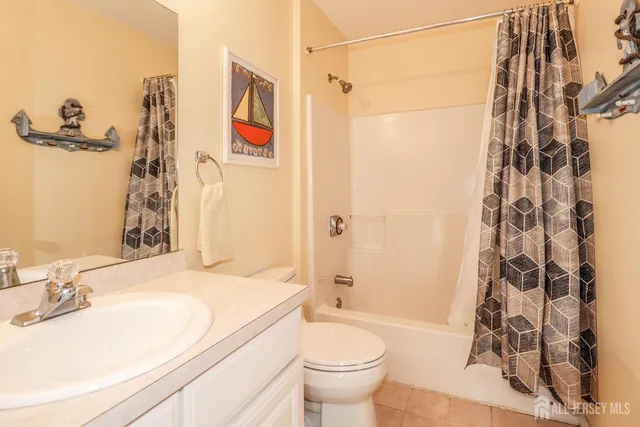 $949,900 | 6 Bering Way, Somerset, NJ 08873