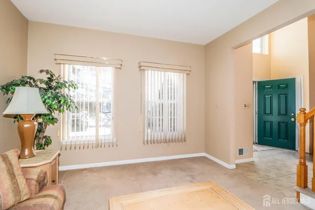 $949,900 | 6 Bering Way, Somerset, NJ 08873