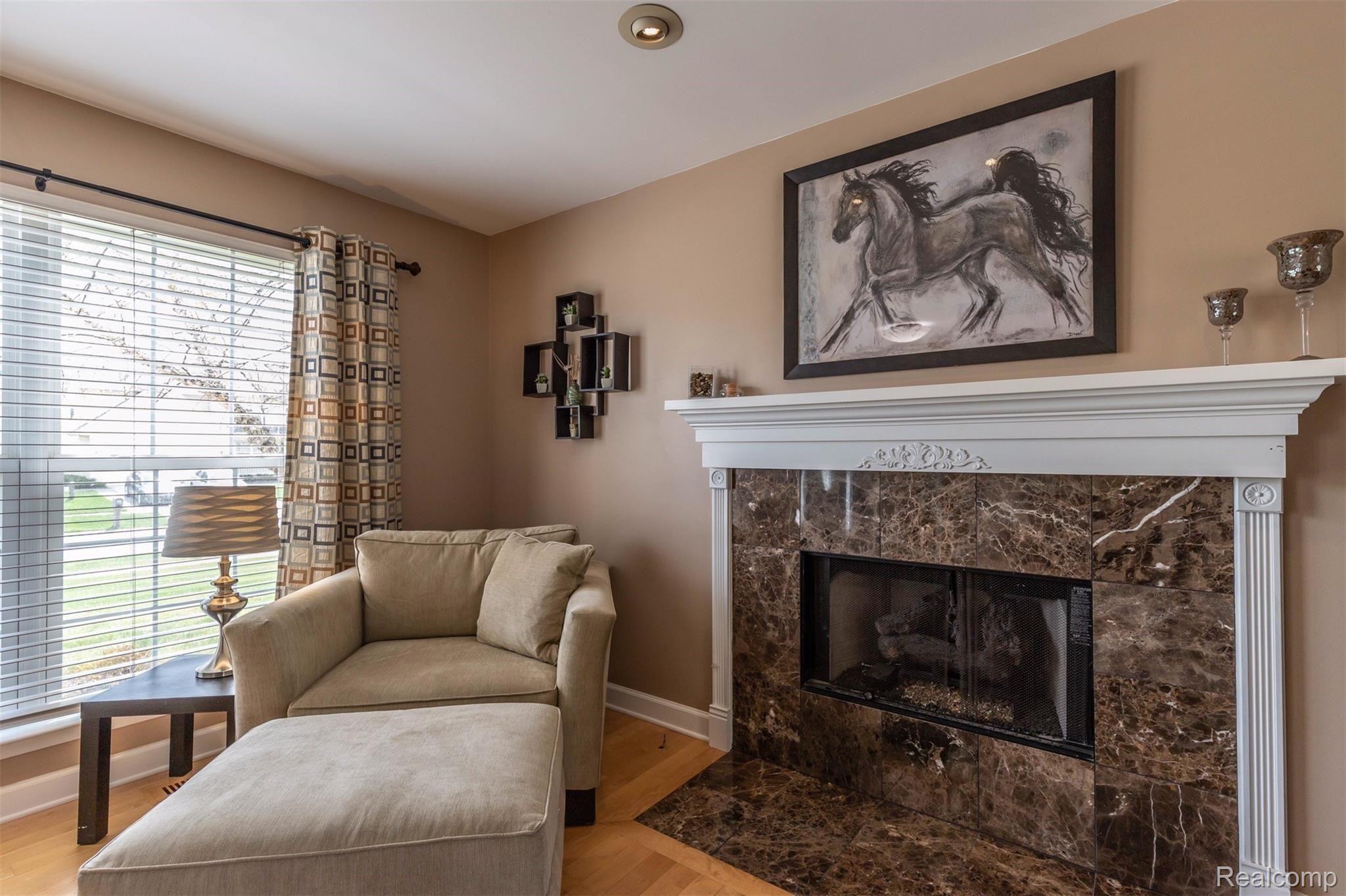 3390 Snowden Lane Howell, MI 48843 - Photo 5 of 20 3390 Snowden 4.jpg