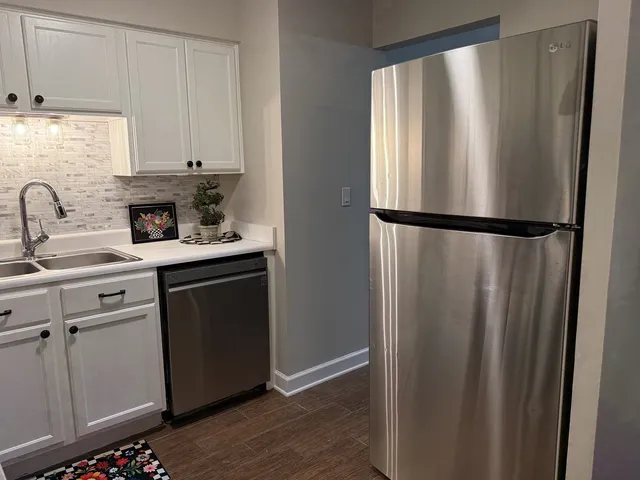 $159,700 | 19380 Wolf Road, Unit 5, Mokena, IL 60448