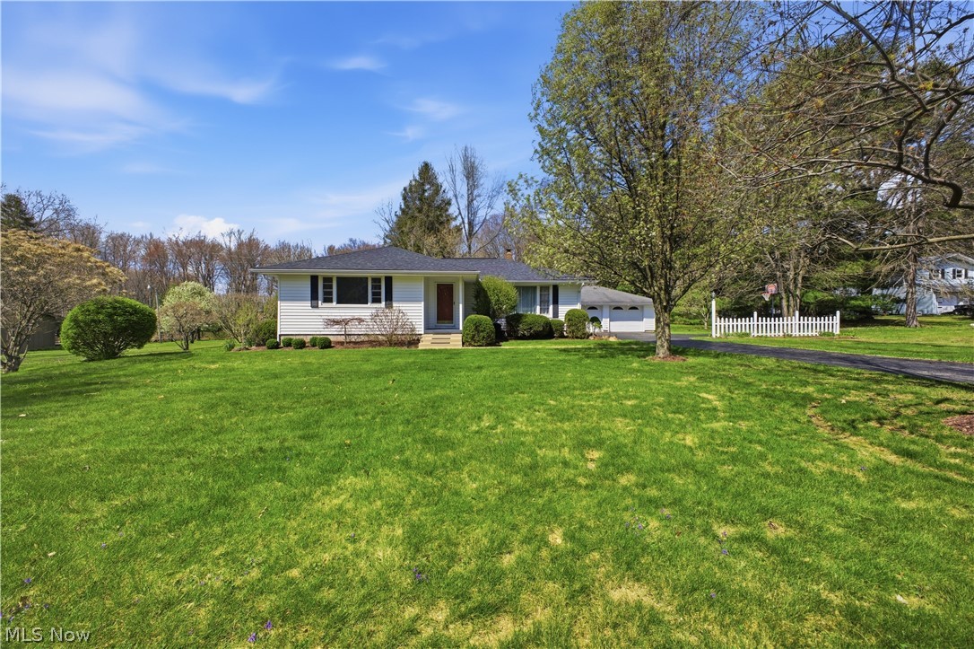 9231 King Graves Road Northeast Warren, OH 44484 - Photo 4 of 50