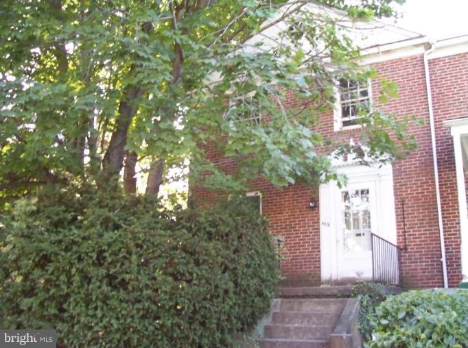 4631 Rokeby Road Baltimore, MD 21229 - Photo 1 of 7 Exterior (Main)