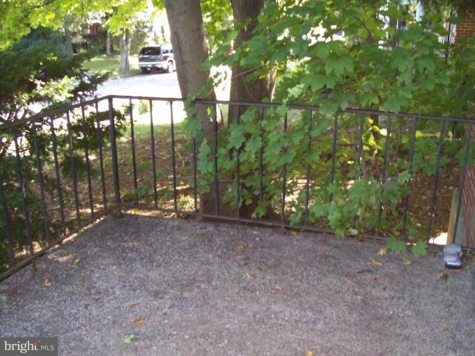 4631 Rokeby Road Baltimore, MD 21229 - Photo 2 of 7 Porch