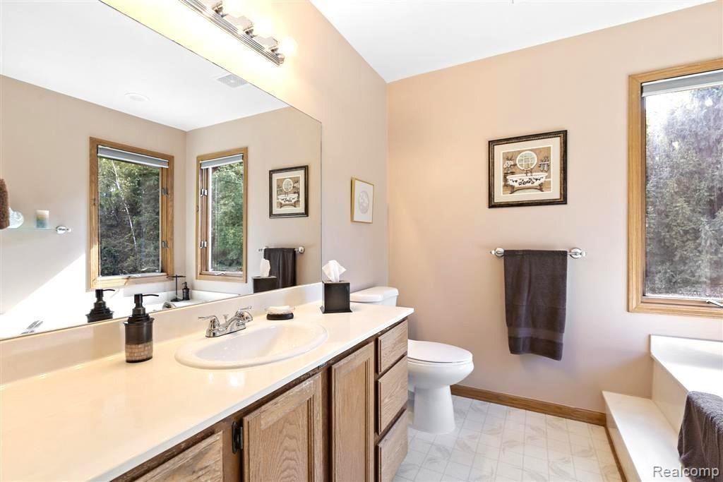 5386 Ridge Trail North Clarkston, MI 48348 - Photo 37 of 47 5386 Ridge Trl-121.jpg