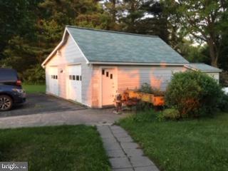 3039 Troyer Road White Hall, MD 21161 - Photo 3 of 17 garage
