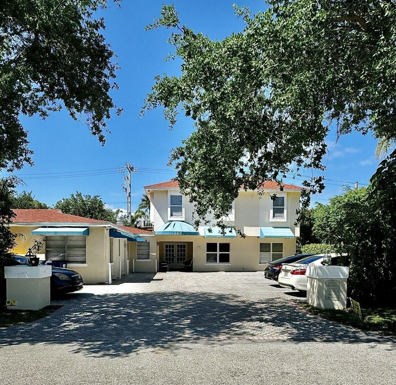 1200 Surf Road West Palm Beach, FL 33404 - Photo 2 of 3 2