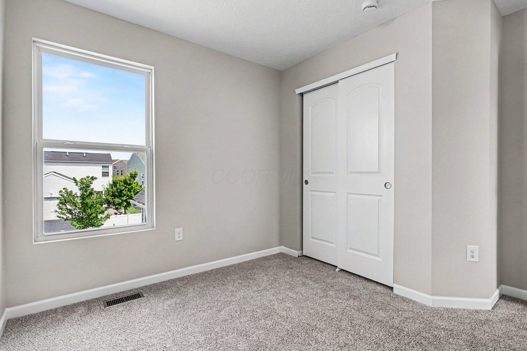 5458 Spring River Avenue Dublin, OH 43016 - Photo 30 of 38 Bedroom