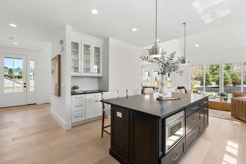 $1,395,000 | 1060 Grove Street, Unit LOT 23, Framingham, MA 01701