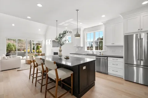 $1,395,000 | 1060 Grove Street, Unit LOT 23, Framingham, MA 01701