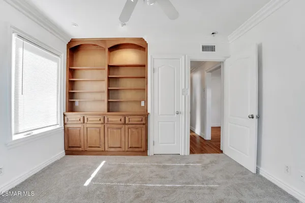 $4,975 | 6045 Sunnyslope Avenue, Van Nuys, CA 91401