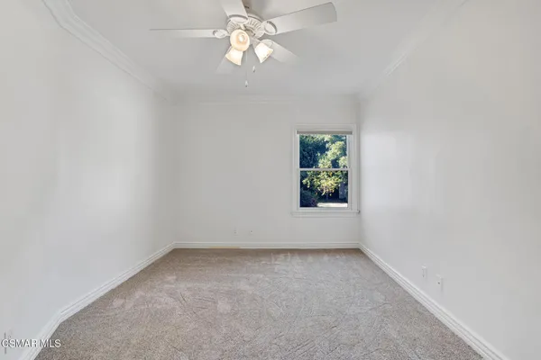 $4,975 | 6045 Sunnyslope Avenue, Van Nuys, CA 91401