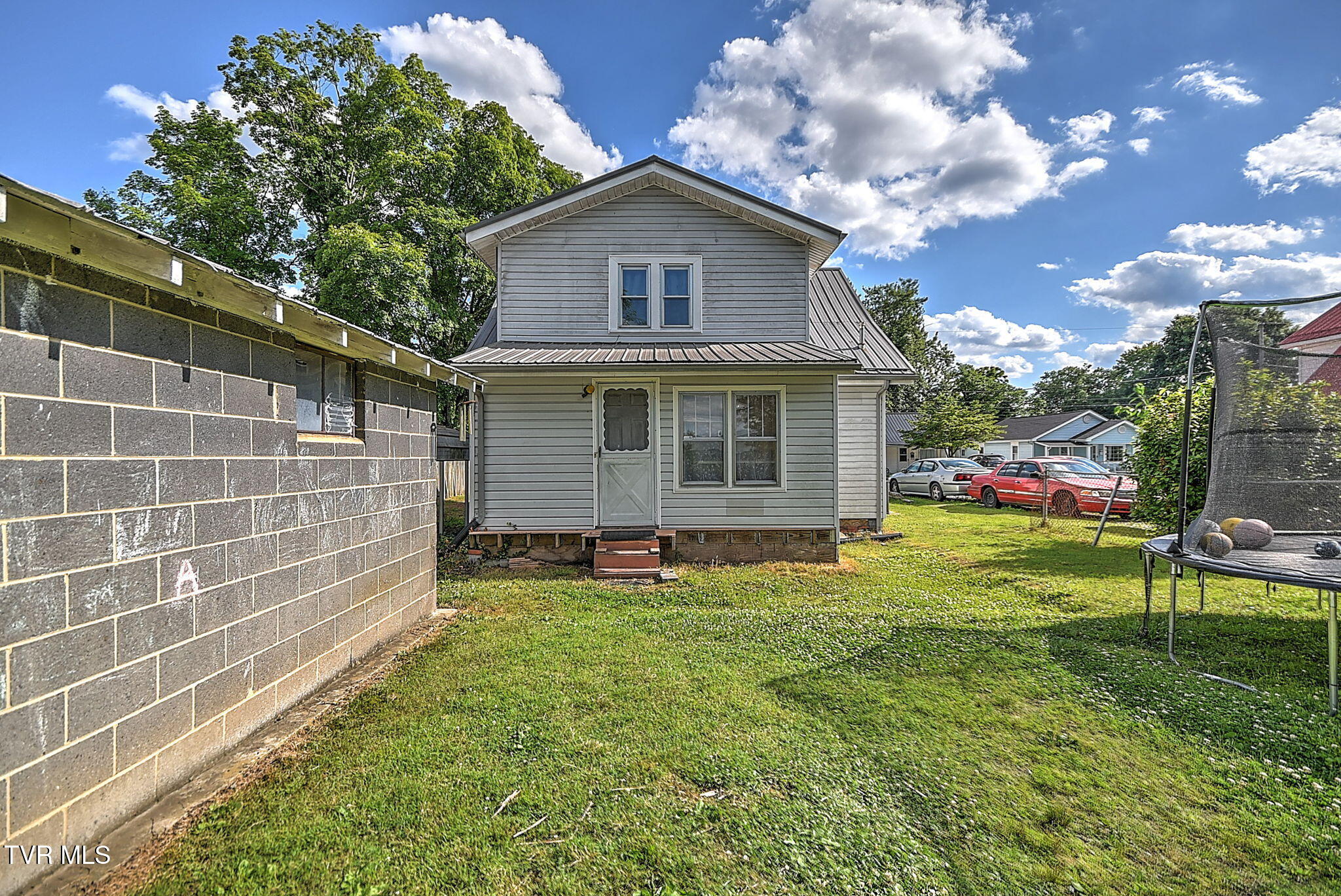 2424 Overlook Road Kingsport, TN 37664 - Photo 30 of 33 30-web-or-mls-2424 Overlook MC-31