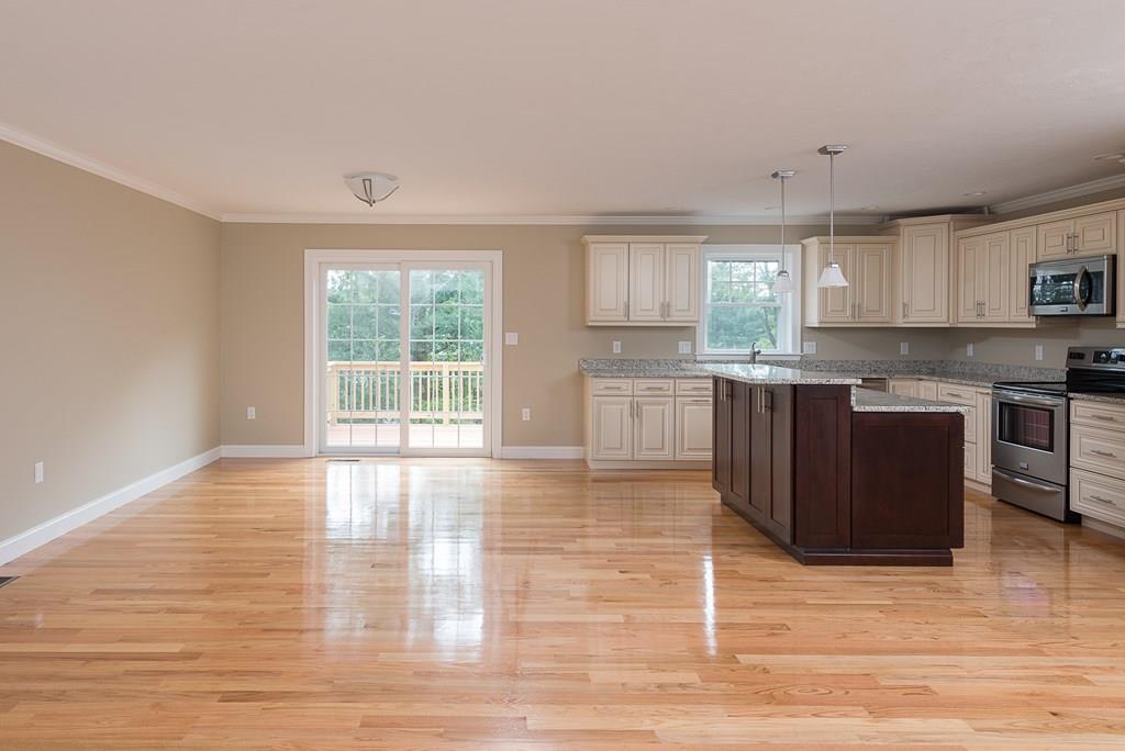 232 Brook Circle Hanover, MA 02339 - Photo 3 of 21 Gallery Image 3