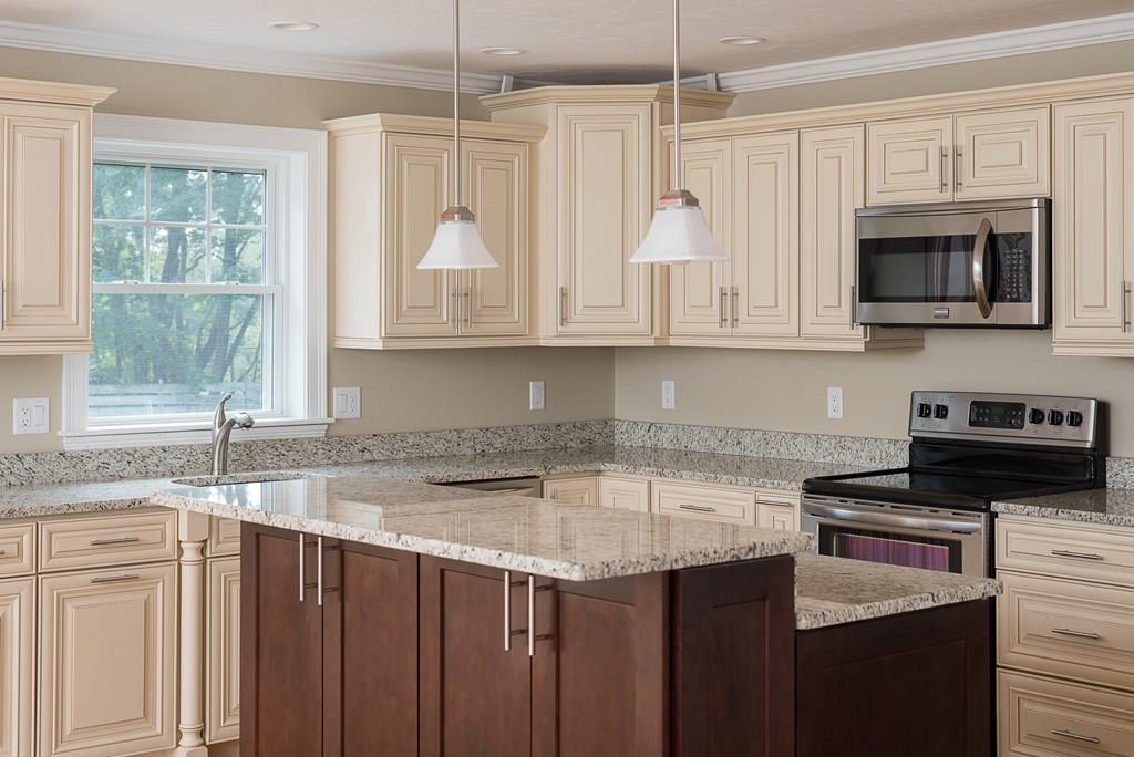 232 Brook Circle Hanover, MA 02339 - Photo 6 of 21 Gallery Image 6