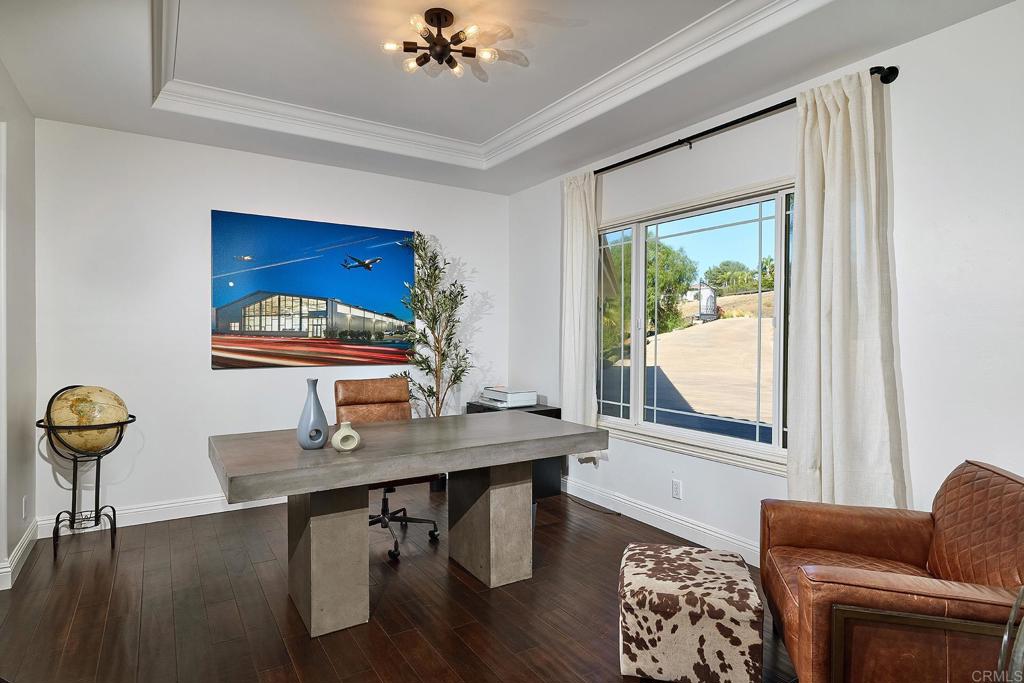 2869 Dos Lomas Place Fallbrook, CA 92028 - Photo 22 of 55 a room with furniture and window