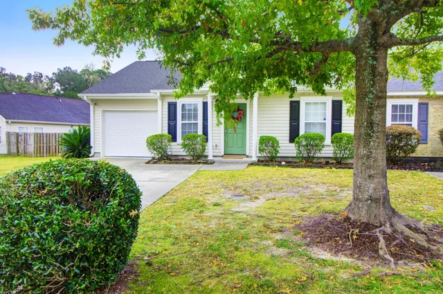 $284,900 | 329 Reagan Drive, Summerville, SC 29486